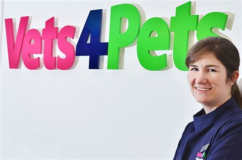 Vets4Pets head office uk contact number and email support.